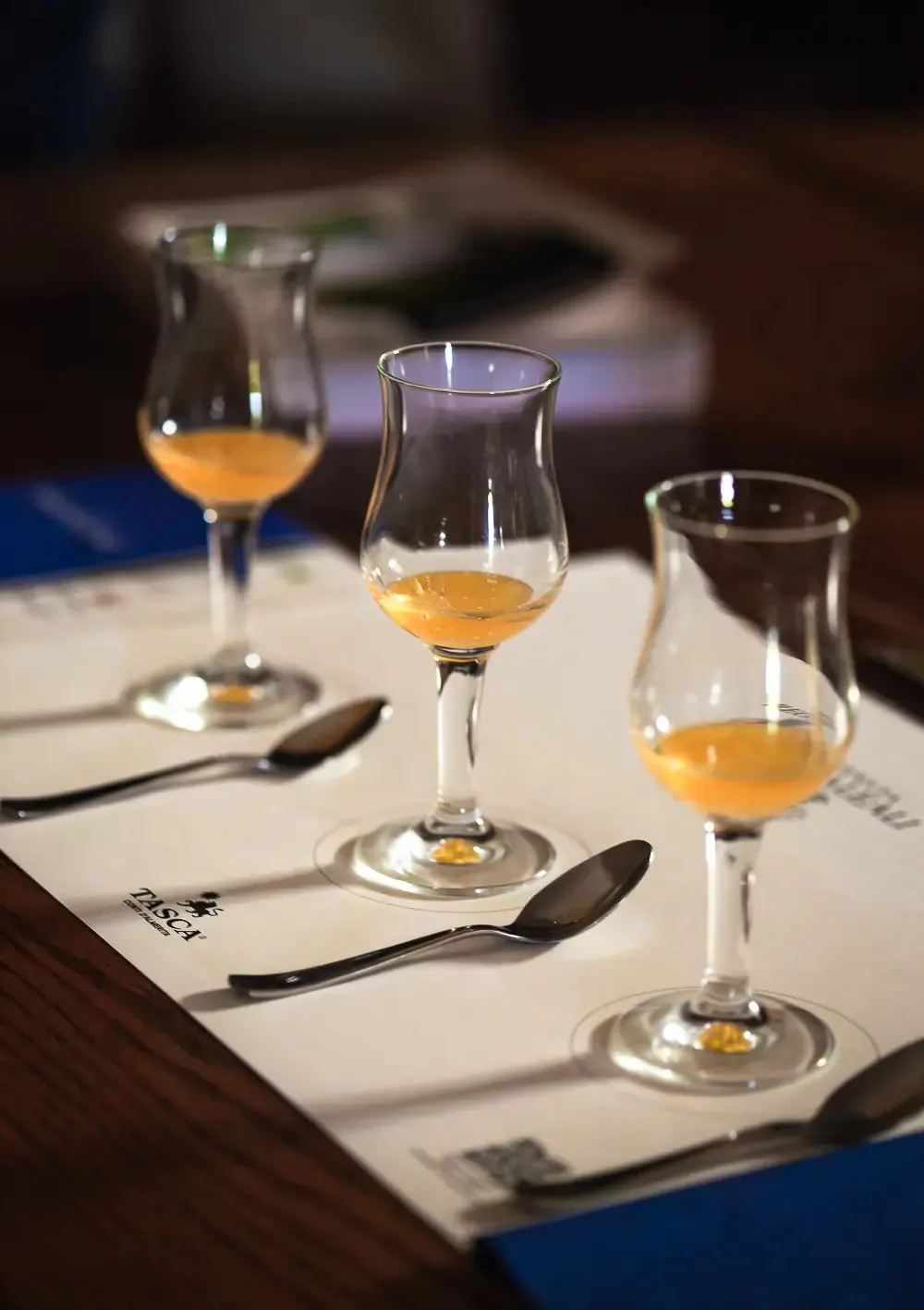 Tasca Regaleali Honey Experience Erlebnis Honig Wein Erwachsener