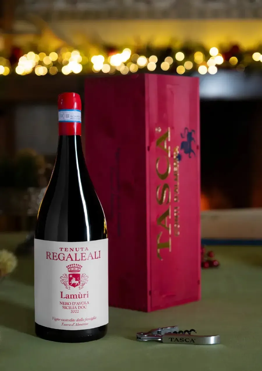 Tasca d'Almerita Lamuri Nero d'Avola Magnum 2022 Holzkiste