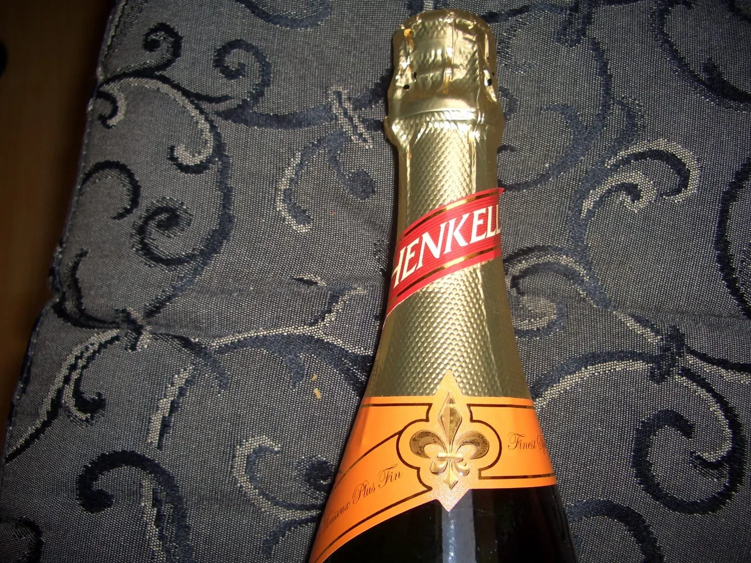 Henkell Halbtrocken Sekt 6 x 0,75 l Chardonnay-Cuvée mild