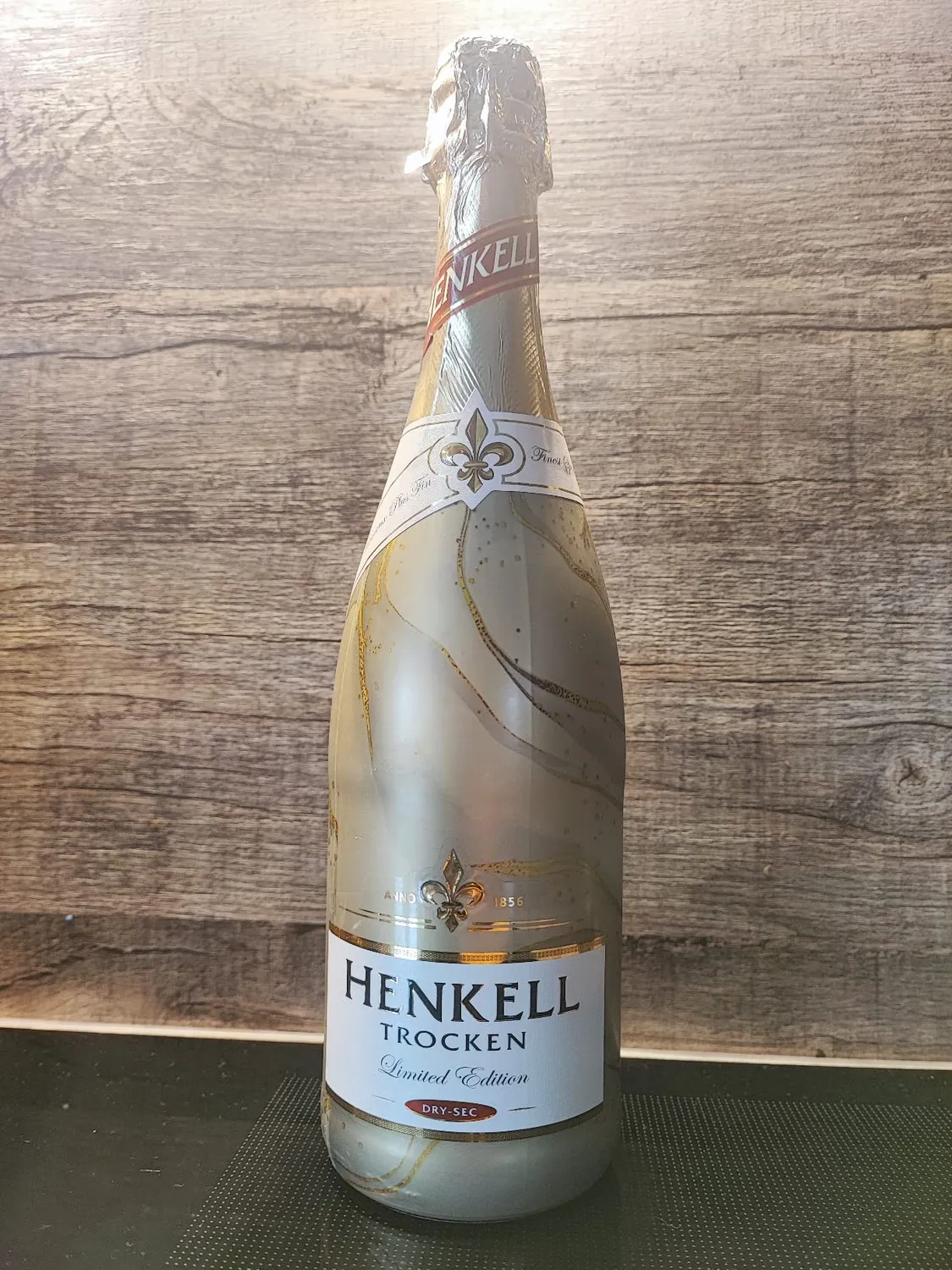 Henkell Trocken Premium Sekt 0,75L Chardonnay