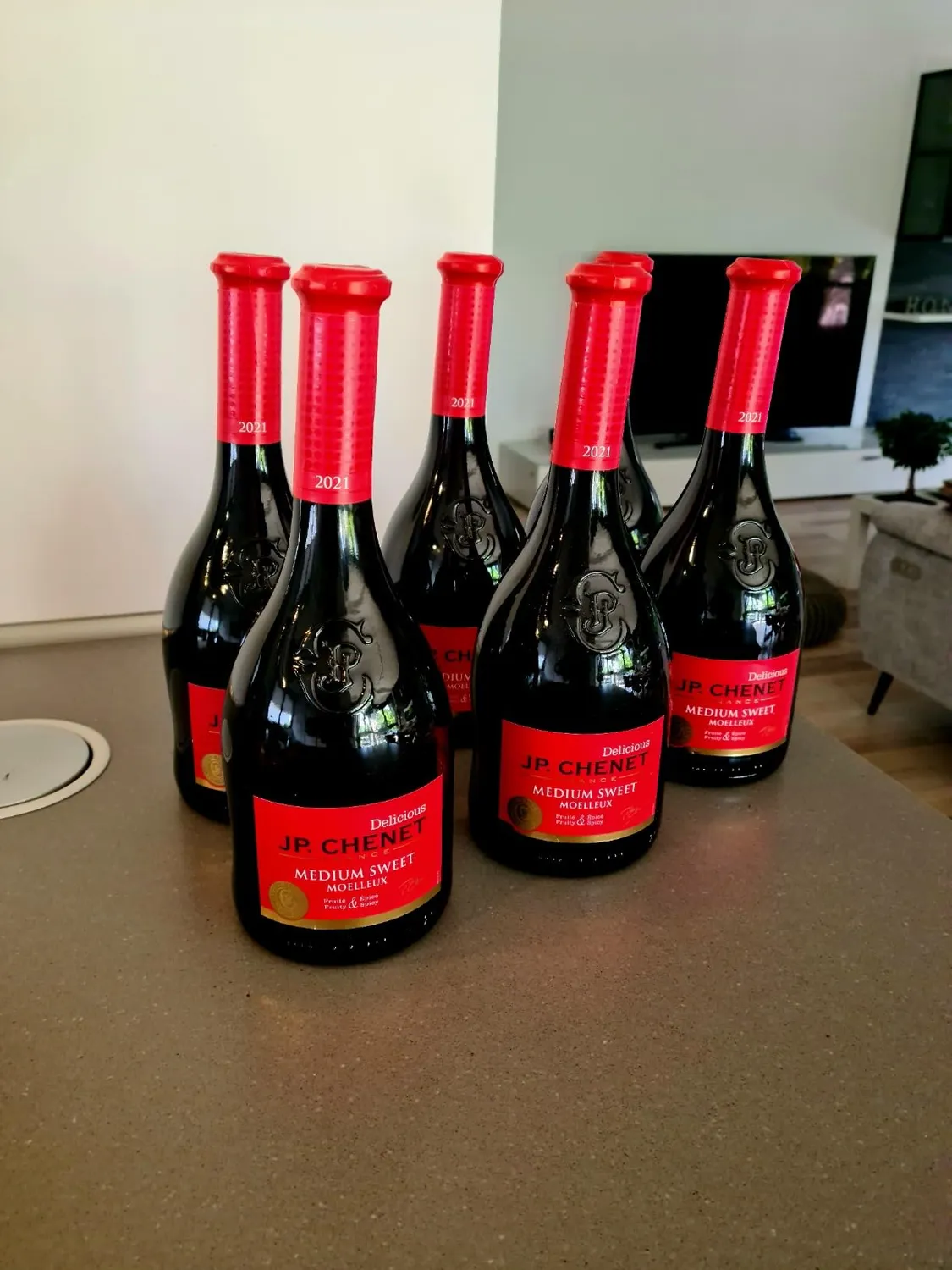 J.P. Chenet Delicious Rotwein 6x0,75 L halbsüß