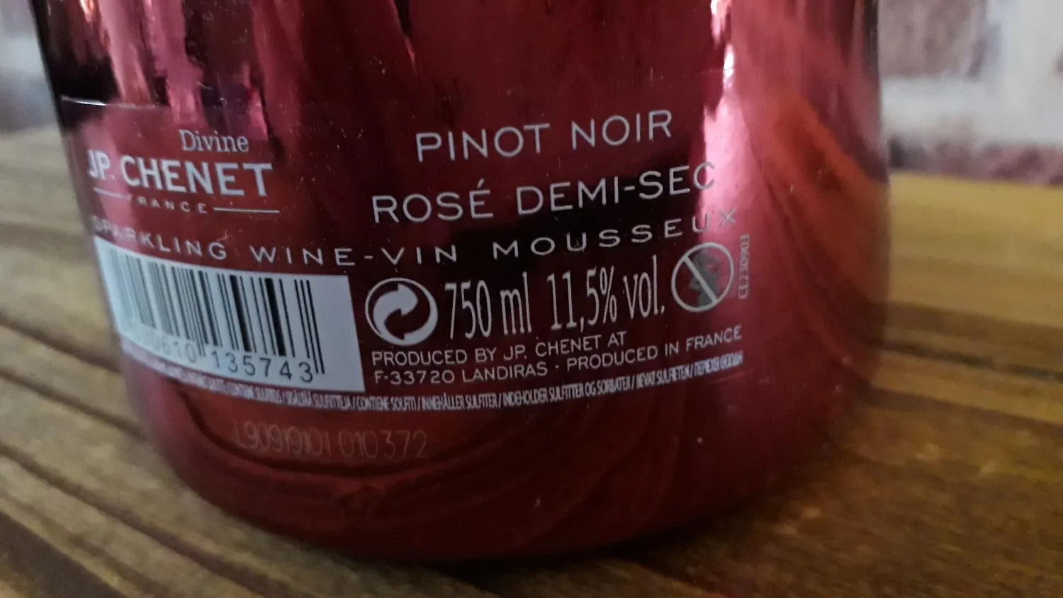 J.P. Chenet Divine Pink Pinot Noir Rosé-Sekt 0,75L halbtrocken