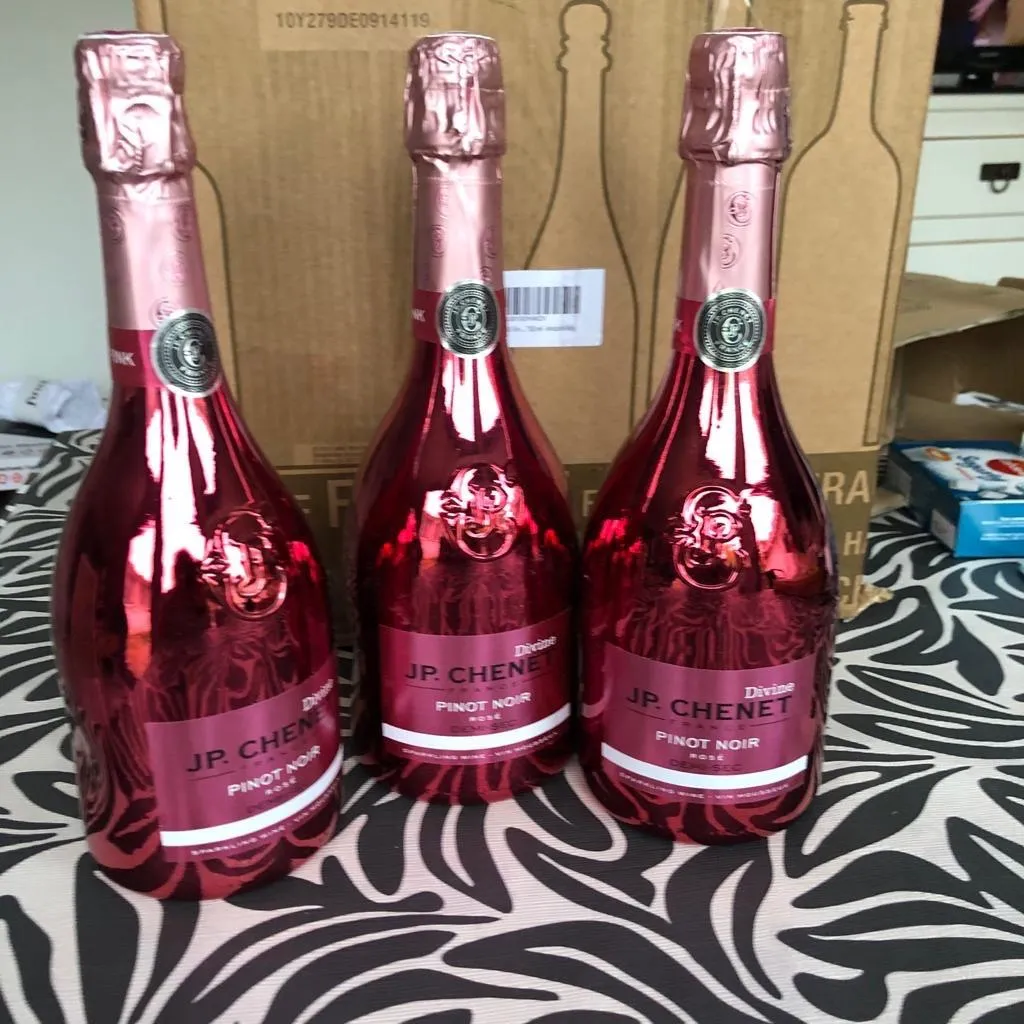 J.P. Chenet Divine Pink Pinot Noir Rosé-Sekt 0,75L halbtrocken
