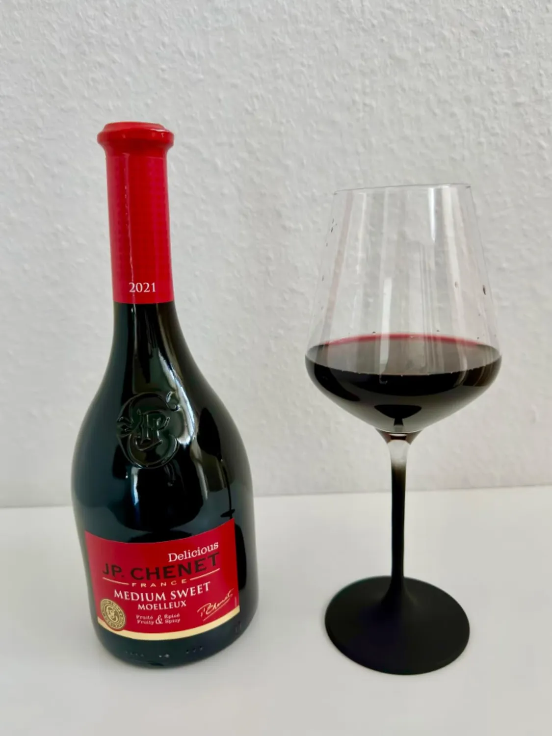 J.P. Chenet Delicious Rotwein 6x0,75 L halbsüß