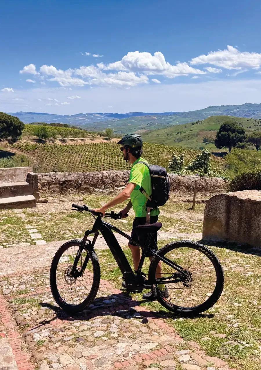 Tasca d'Almerita Regaleali E-Bike Tour Weinverkostung