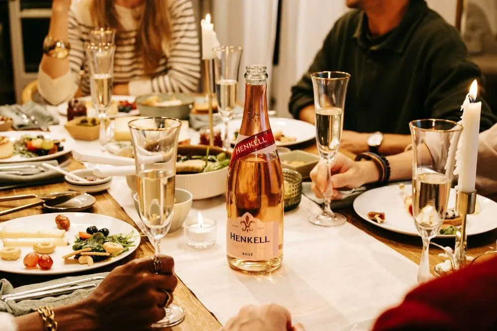 Henkell Rosé Trocken Sekt 6x0,75L beerig