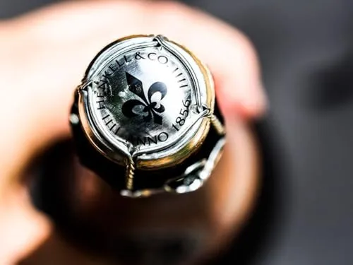 Henkell Halbtrocken Sekt 6 x 0,75 l Chardonnay-Cuvée mild