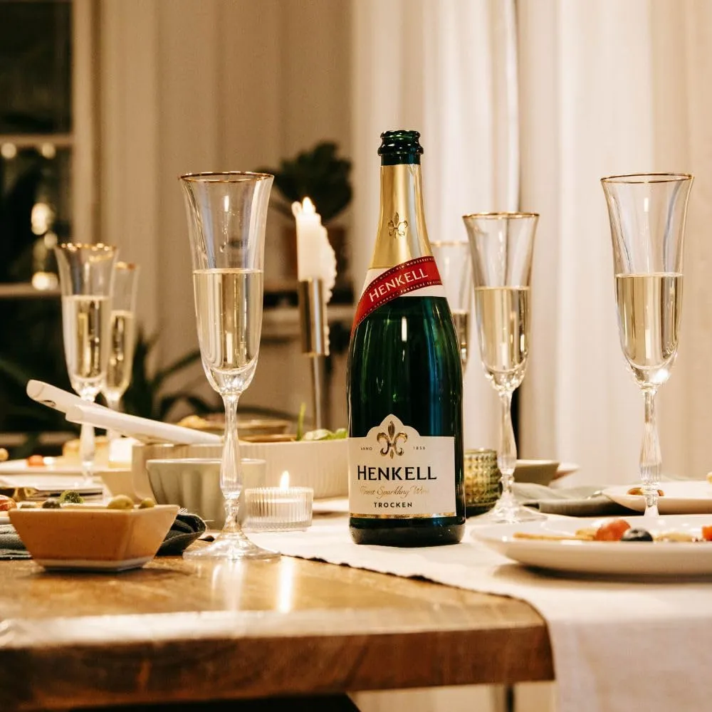 Henkell Trocken Sekt 6 x 0,75 l Chardonnay-Cuvée fruchtig